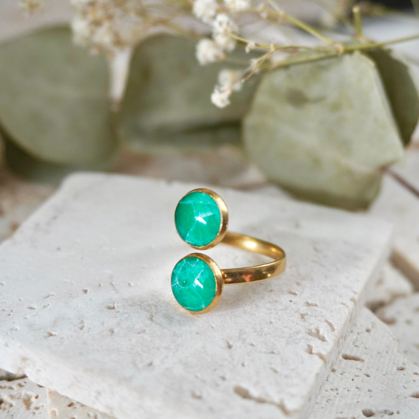 Quartz Duo Ring
