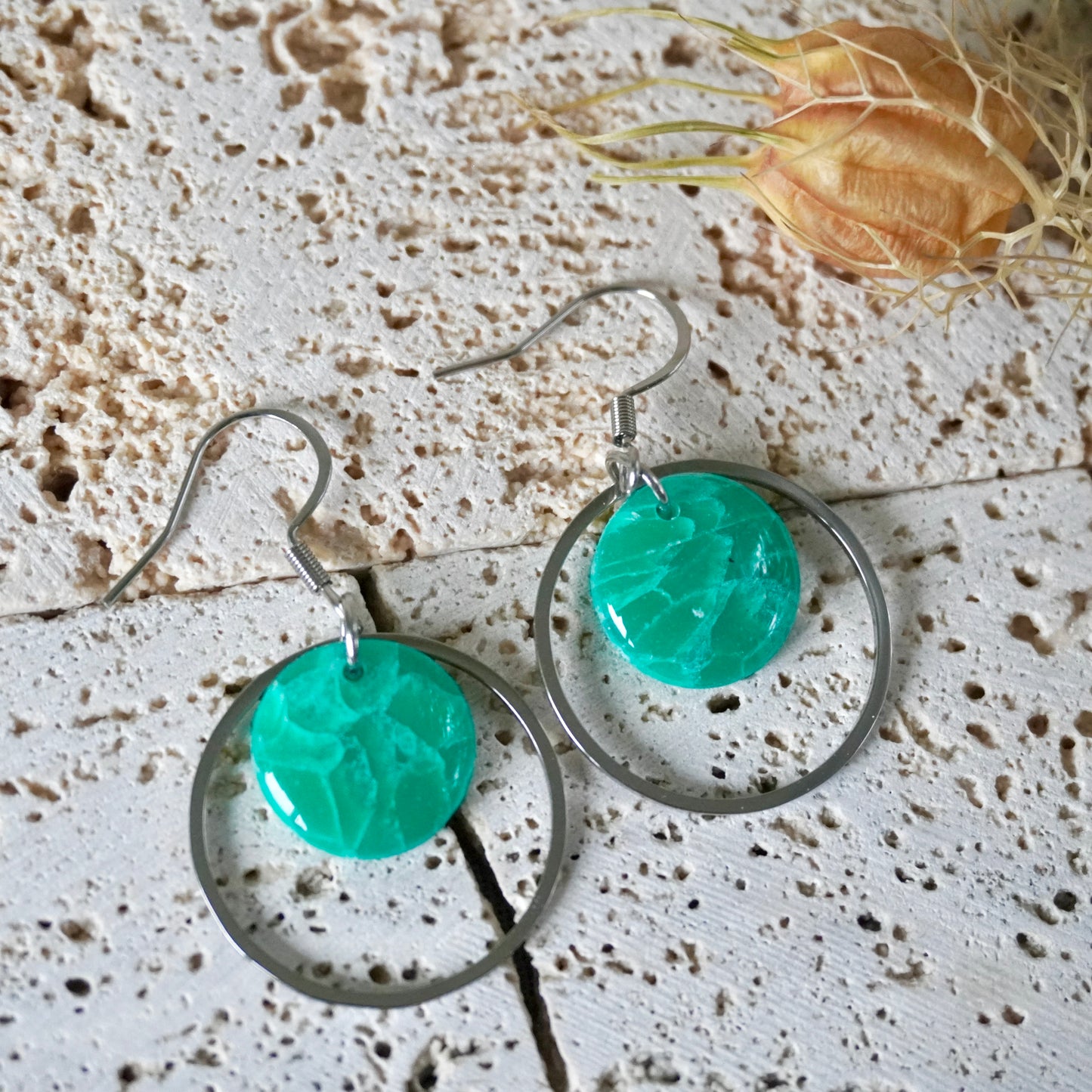 Quartz Hook Hoop