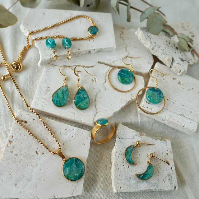 Green Quartz Large Pendant