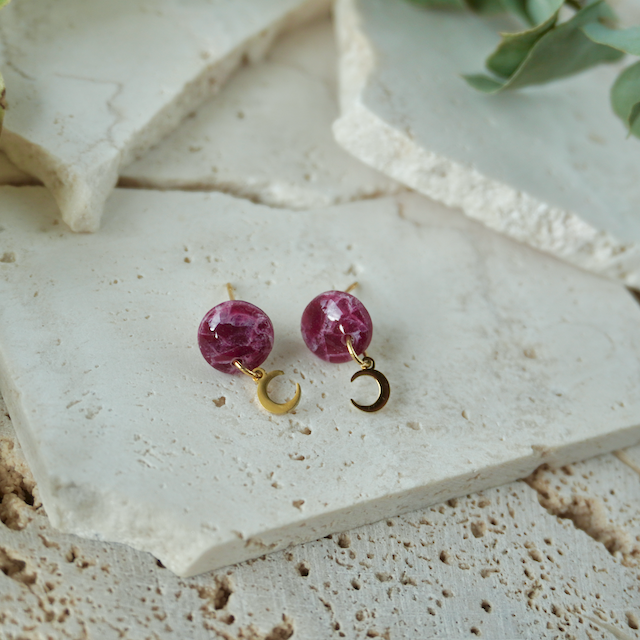 Quartz Mini Charm Stud (Moon)