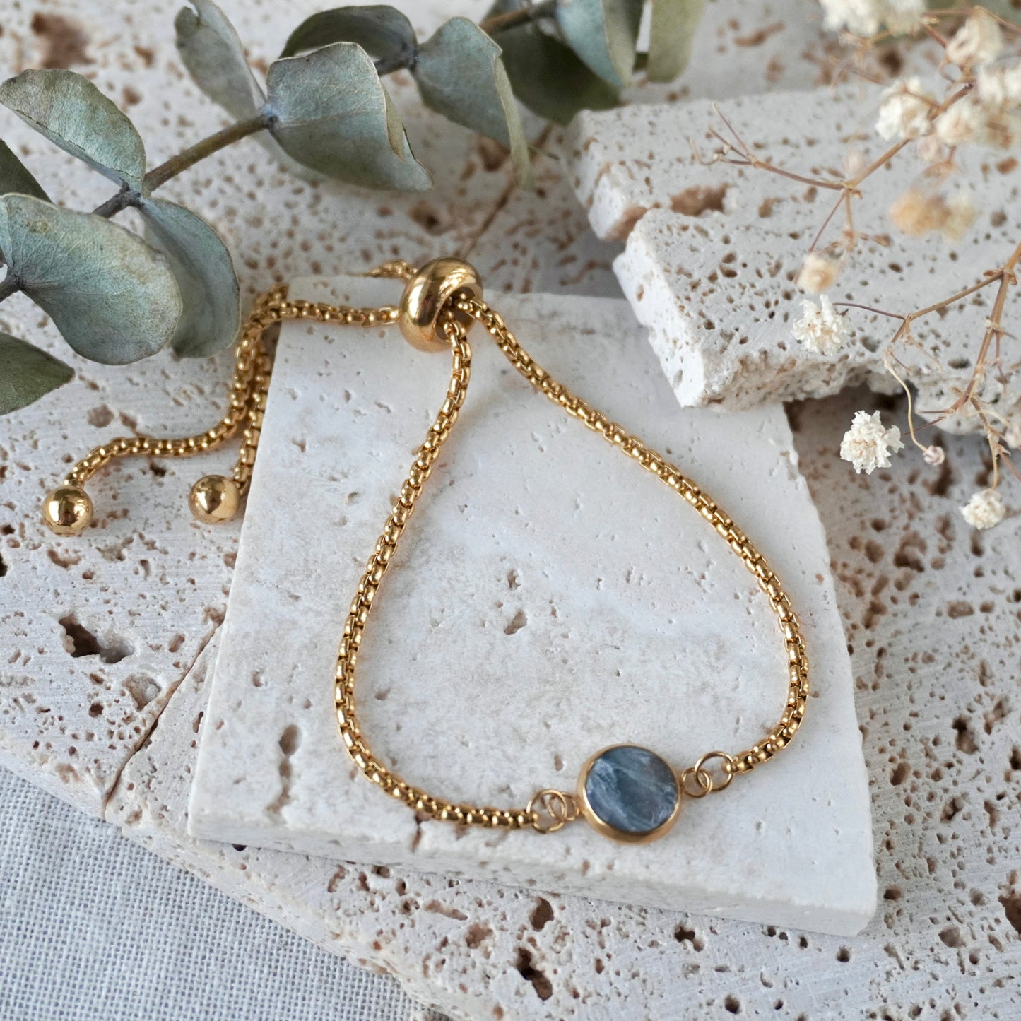 Quartz Adjustable Bracelet