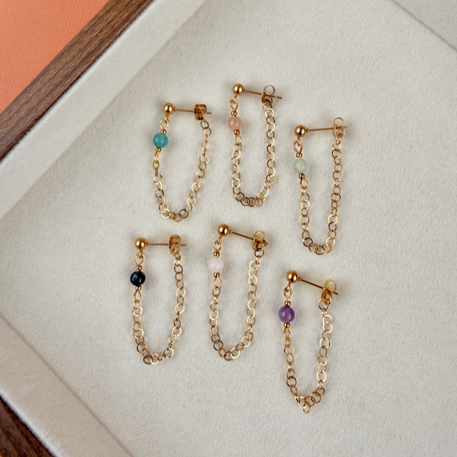 Drape Chain Studs