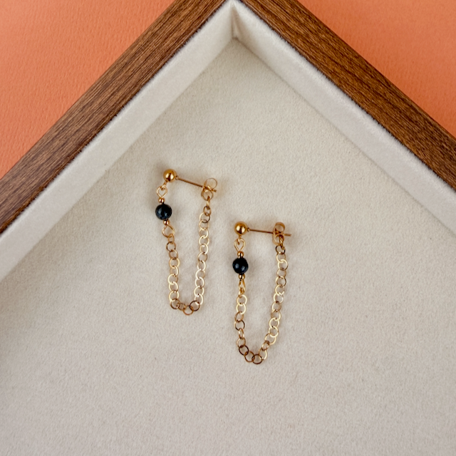 Drape Chain Studs