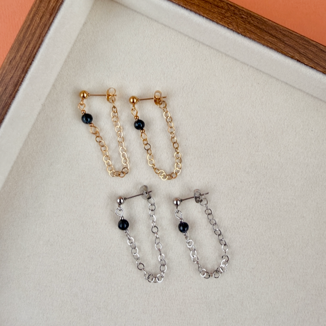 Drape Chain Studs