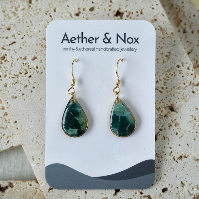 Dawn Green Hook Teardrop