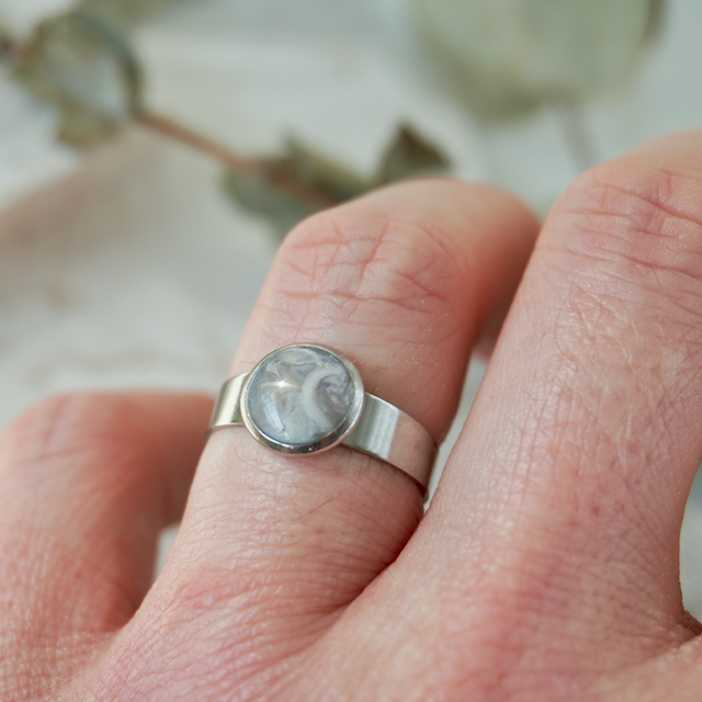 Howlite Adjustable Ring (Small)