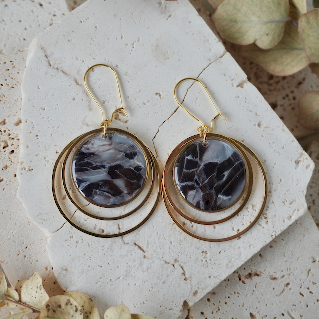 Midnight Onyx Kidney Duo Hoop