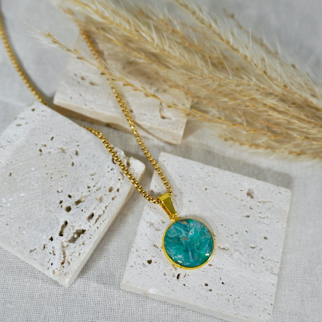 Emerald Large Pendant