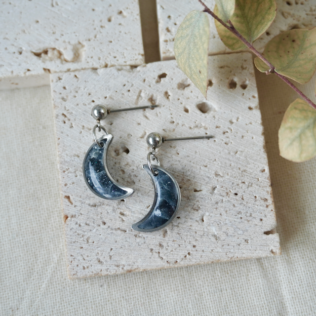 Celestia Stud Moon