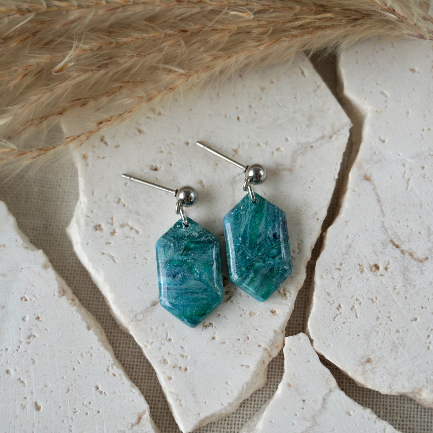 Turquoise inspired Stud Hex